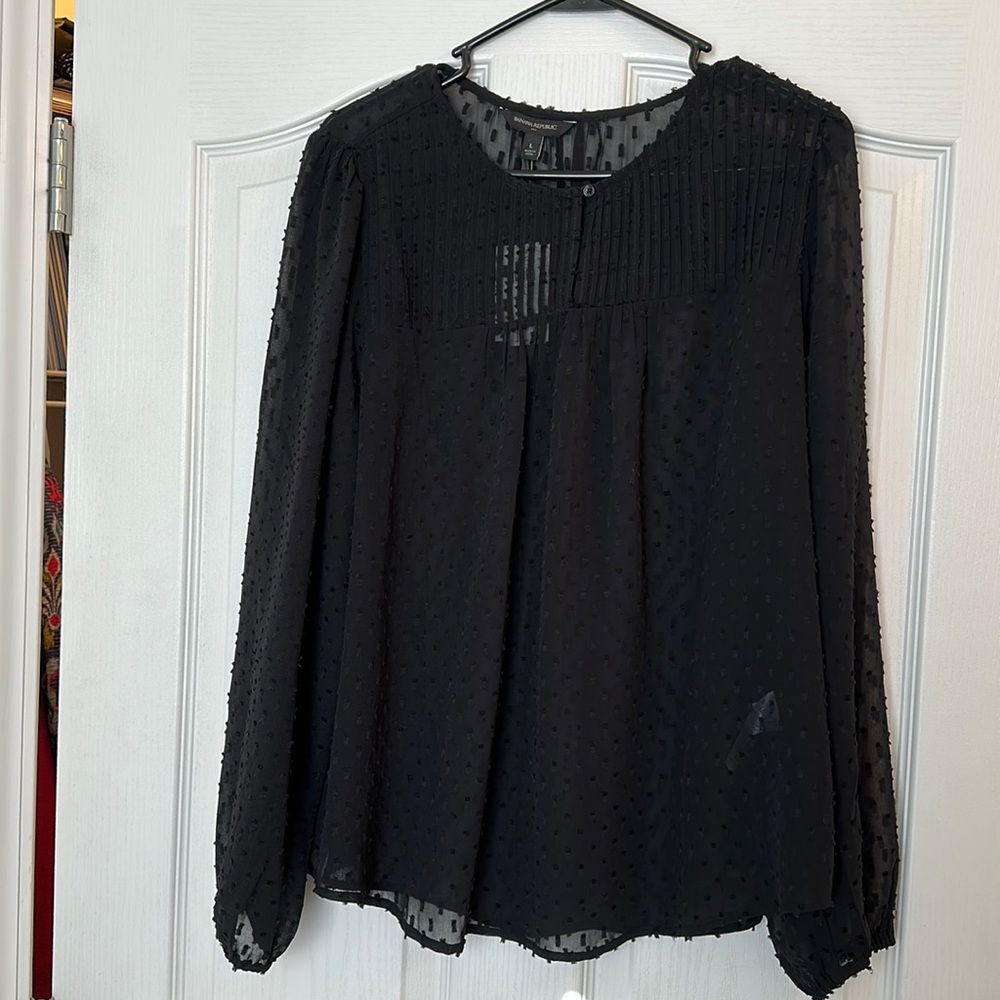 NWT Banana Republic Sheer Black Top szL